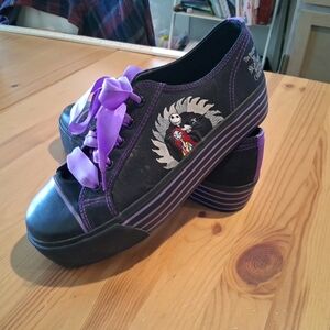 Nightmare Before Christmas 2003 Platform Sneakers Size 8